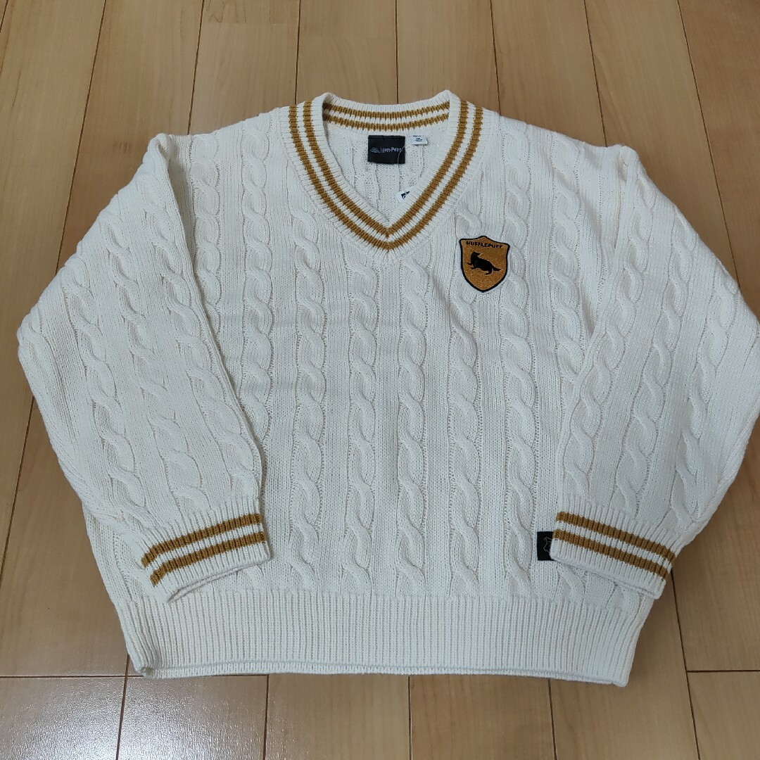GU - GU ハリーポッター キッズ ハッフルパフ Vネックセーター GU - GU ハリーポッター キッズ ハッフルパフ Vネックセーター