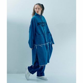 アールエヌエー(RNA)の【インディゴブルー】D1663 デニムロングシャツワンピース(ロングワンピース/マキシワンピース)