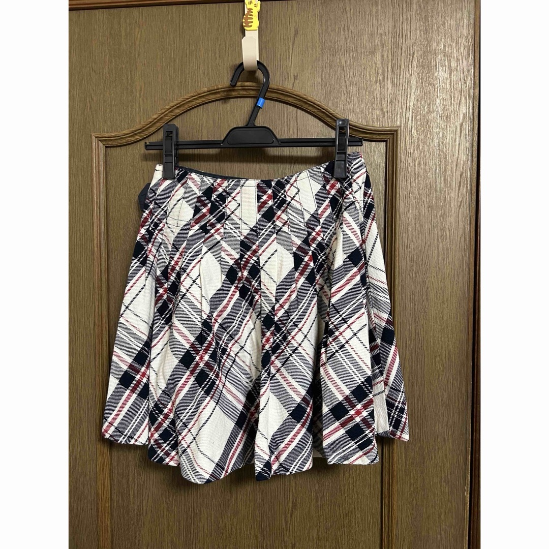 BURBERRY BLUE LABEL チェックジャケット、スカートセットアップ BURBERRY BLUE LABEL チェックジャケット、スカートセットアップ