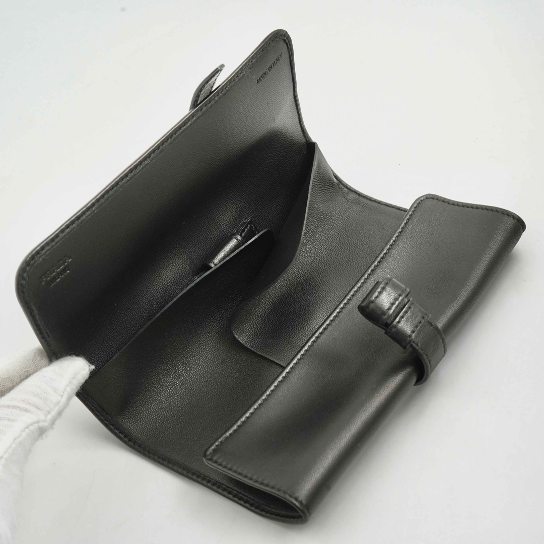 PRADA - 【新品•未使用•完品】PRADA ウォッチケース ブランド PRADA - 【新品•未使用•完品】PRADA ウォッチケース ブランド