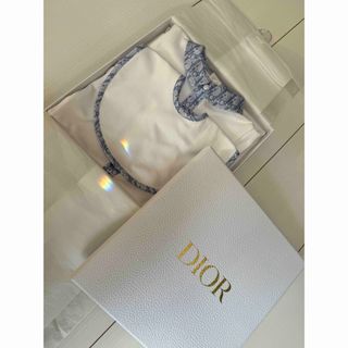baby Dior - 【新品】ベビーディオールよだれかけスタイホワイト baby Dior - 【新品】ベビーディオールよだれかけスタイホワイト