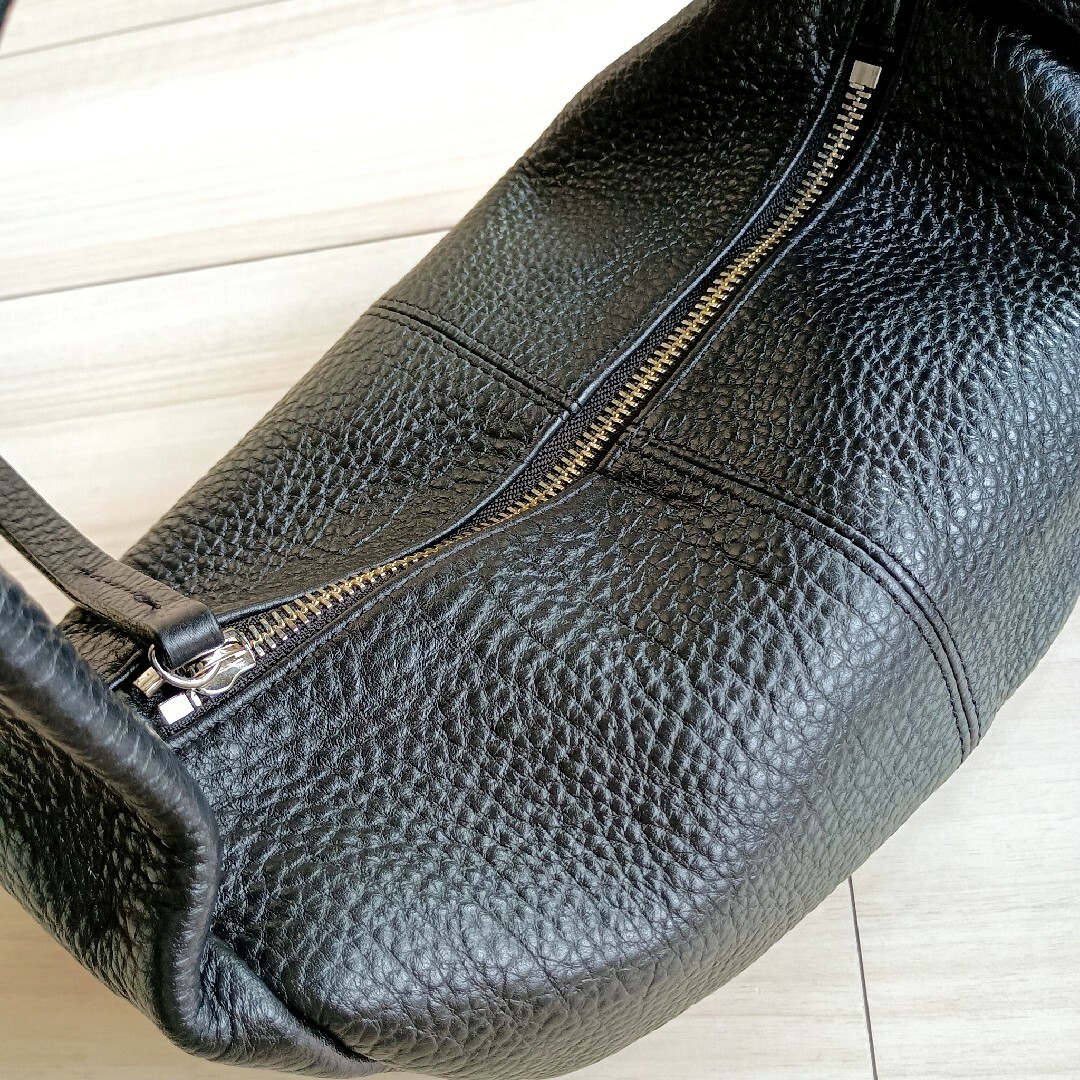 最終値下げ【美品】TODAYFUL Leather Wrap Bag 最終値下げ【美品】TODAYFUL Leather Wrap Bag