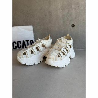 STACCATO(サンダル)のフリマアイテム一覧 STACCATO(サンダル)のフリマアイテム一覧
