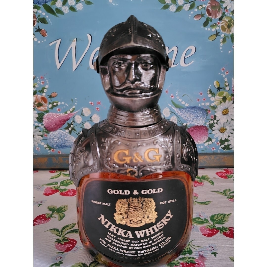 未開封】ニッカウヰスキー G&G 終売品 白瓶 西洋騎士 760ml 甲冑 未開封】ニッカウヰスキー G&G 終売品 白瓶 西洋騎士 760ml 甲冑