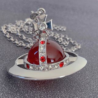 Vivienne Westwood(ネックレス ・ レッド/赤色系)のフリマ Vivienne Westwood(ネックレス ・ レッド/赤色系)のフリマ