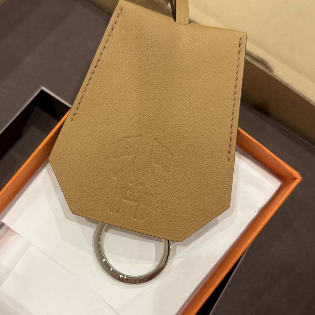 HERMES - 【新品未使用】エルメスイヤーズギフト2024 キー HERMES - 【新品未使用】エルメスイヤーズギフト2024 キー