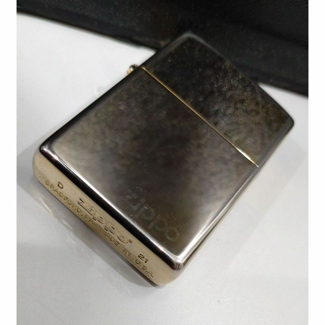 ZIPPO(ジッポー)のzippo オイルライター ロゴ ゴールド メンズのファッション小物(タバコグッズ)の商品写真