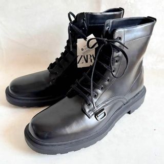 ZARA - 【美品】 ZARA サイドジップ ショートブーツ 厚底ブーツ ZARA - 【美品】 ZARA サイドジップ ショートブーツ 厚底ブーツ
