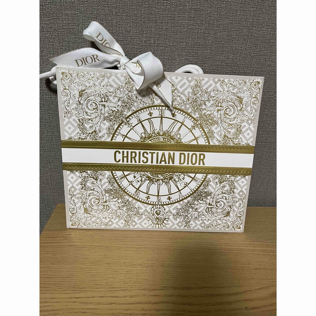 Christian Dior(クリスチャンディオール)の【新品未使用】【リボン付】ディオールショッパー レディースのバッグ(ショップ袋)の商品写真