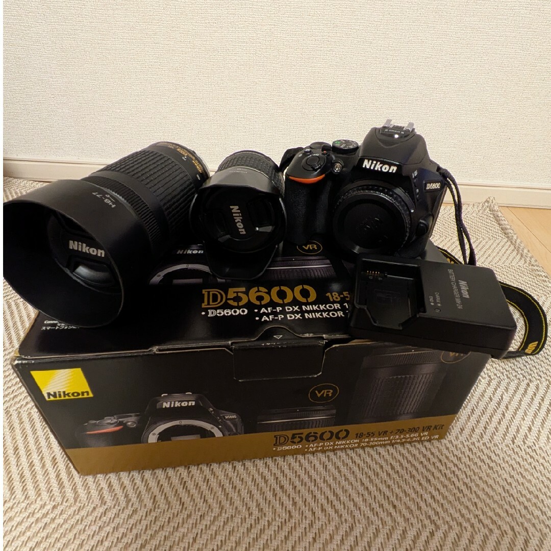 Nikon デジタル一眼レフカメラ D5600 ダブルズームキット カメラ Nikon デジタル一眼レフカメラ D5600 ダブルズームキット カメラ