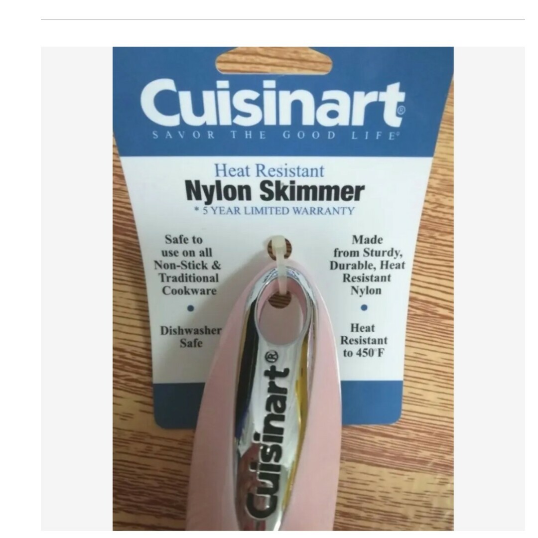 Cuisinart(クイジナート)のタグ付き未使用品　クイジナート　スキンマー　穴あきお玉　レードル　可愛い　ピンク インテリア/住まい/日用品のキッチン/食器(調理道具/製菓道具)の商品写真