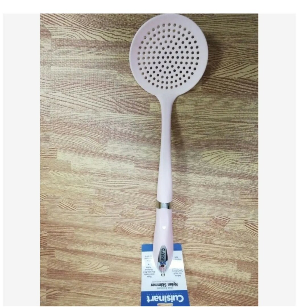Cuisinart(クイジナート)のタグ付き未使用品　クイジナート　スキンマー　穴あきお玉　レードル　可愛い　ピンク インテリア/住まい/日用品のキッチン/食器(調理道具/製菓道具)の商品写真
