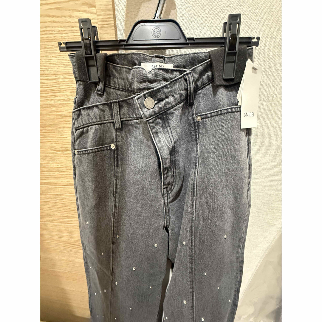 SNIDEL - 【完売品】ラインストーンデザインワイドデニム SNIDEL - 【完売品】ラインストーンデザインワイドデニム