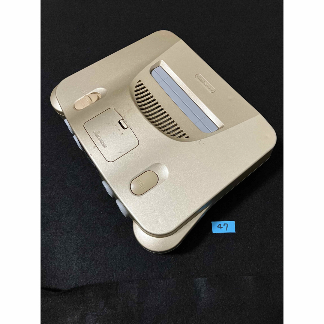 ニンテンドー64 ゴールドカラー 本体 コントローラーセット ニンテンドー64 ゴールドカラー 本体 コントローラーセット