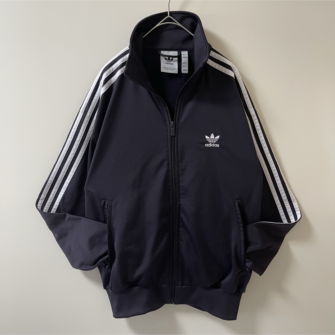Originals(adidas) - 新品M】アディダス刺繍トラック Originals(adidas) - 新品M】アディダス刺繍トラック