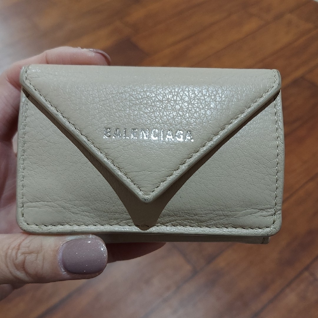 2/2限定激安セール☆【美品】BALENCIAGA 3つ折財布 2/2限定激安セール☆【美品】BALENCIAGA 3つ折財布