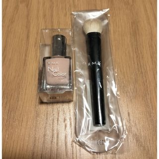 アールエムケー(RMK)のRMK ブラシ●ファンデーションブラシ●ネイルカラー 【新品】(ブラシ・チップ)