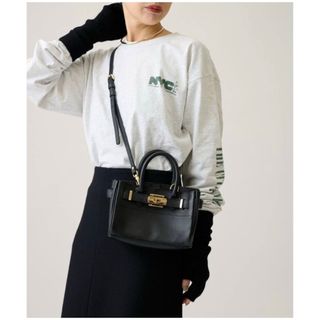 DEUXIEME CLASSE(バッグ)のフリマアイテム一覧 DEUXIEME CLASSE(バッグ)のフリマアイテム一覧