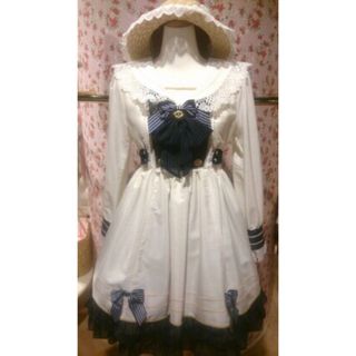BABY,THE STARS SHINE BRIGHT - BABY, Blooming Snow White柄ボーン入りJSKの通販 by flea market|ベイビーザスターズシャインブライトならラクマ BABY,THE STARS SHINE BRIGHT - BABY, Blooming Snow White柄ボーン入りJSKの通販 by flea market|ベイビーザスターズシャインブライトならラクマ