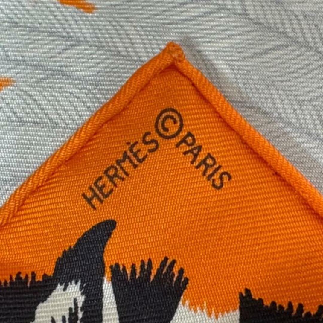 HERMES(エルメス) スカーフ美品 カレナノ20 オレンジ×ライト HERMES(エルメス) スカーフ美品 カレナノ20 オレンジ×ライト