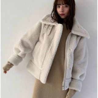 SNIDEL(ブルゾン ・ ホワイト/白色系)のフリマアイテム一覧 SNIDEL(ブルゾン ・ ホワイト/白色系)のフリマアイテム一覧