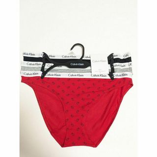 Calvin Klein(下着/アンダーウェア ・ レッド/赤色系)のフリマ Calvin Klein(下着/アンダーウェア ・ レッド/赤色系)のフリマ