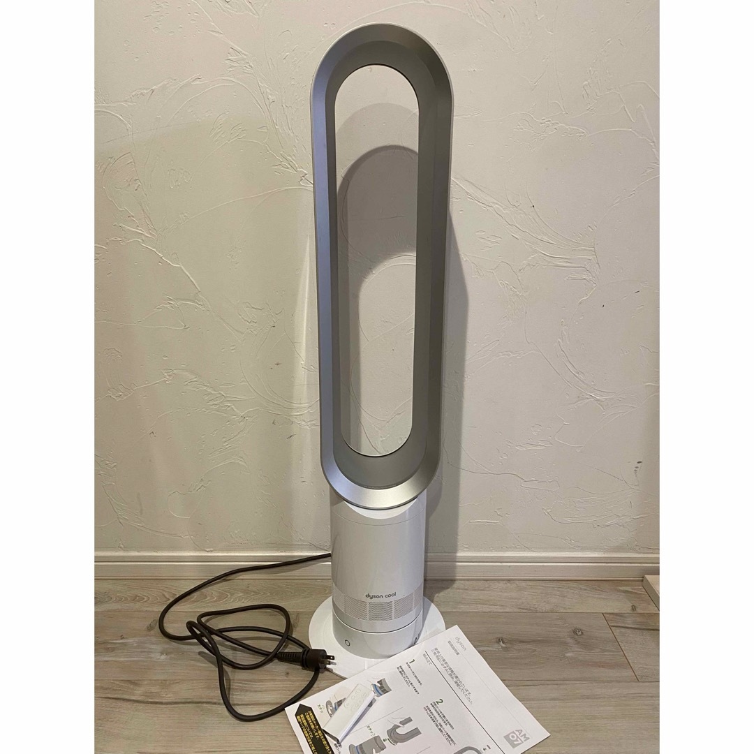 dyson cool AM07 タワーファン ダイソンクール 羽無し 扇風機 dyson cool AM07 タワーファン ダイソンクール 羽無し 扇風機