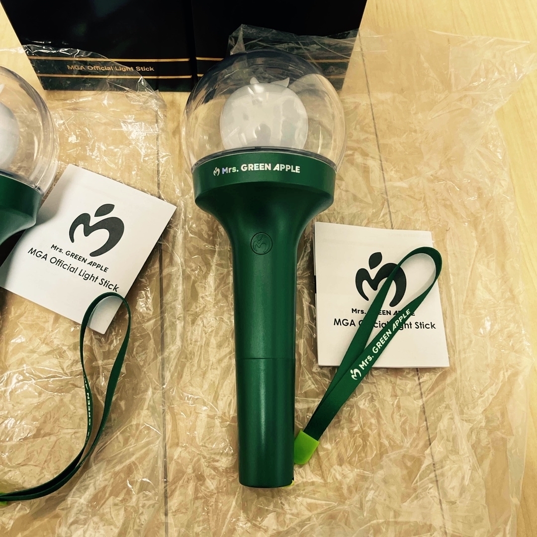 Mrs.GREEN APPLE ペンライトの通販 by レモンティ's shop|ラクマ Mrs.GREEN APPLE ペンライトの通販 by レモンティ's shop|ラクマ