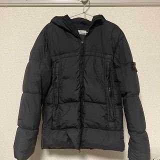 STONE ISLAND(ダウンジャケット ・ ホワイト/白色系)のフリマ STONE ISLAND(ダウンジャケット ・ ホワイト/白色系)のフリマ