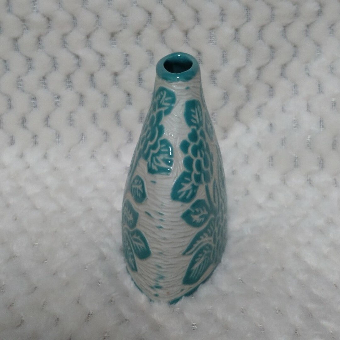 バッチャン焼き ベトナム 一輪挿し 花瓶の通販 by オルド バッチャン焼き ベトナム 一輪挿し 花瓶の通販 by オルド