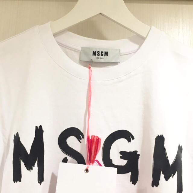 MSGM(エムエスジイエム)の新品未使用【MSGM】プリントロゴT レディース M レディースのトップス(Tシャツ(半袖/袖なし))の商品写真