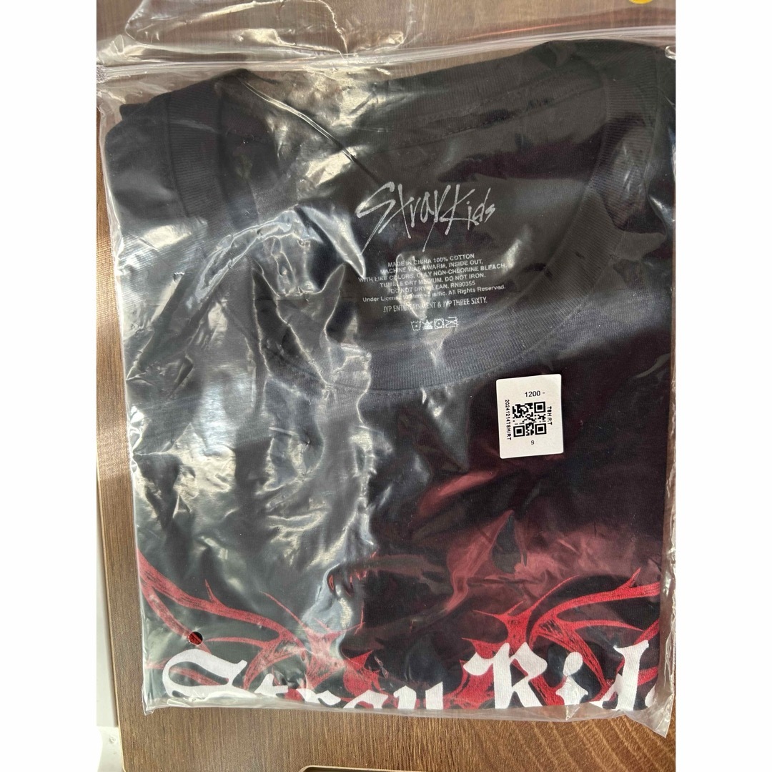 Stray Kids - Stray Kids スキズ dominATE バンコク 公式Tシャツ Lサイズの通販 by mimi's shop|ストレイ キッズならラクマ Stray Kids - Stray Kids スキズ dominATE バンコク 公式Tシャツ Lサイズの通販 by mimi's shop|ストレイ キッズならラクマ