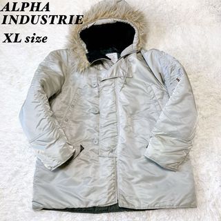 ALPHA INDUSTRIES(フライトジャケット ・ シルバー/銀色系)の ALPHA INDUSTRIES(フライトジャケット ・ シルバー/銀色系)の