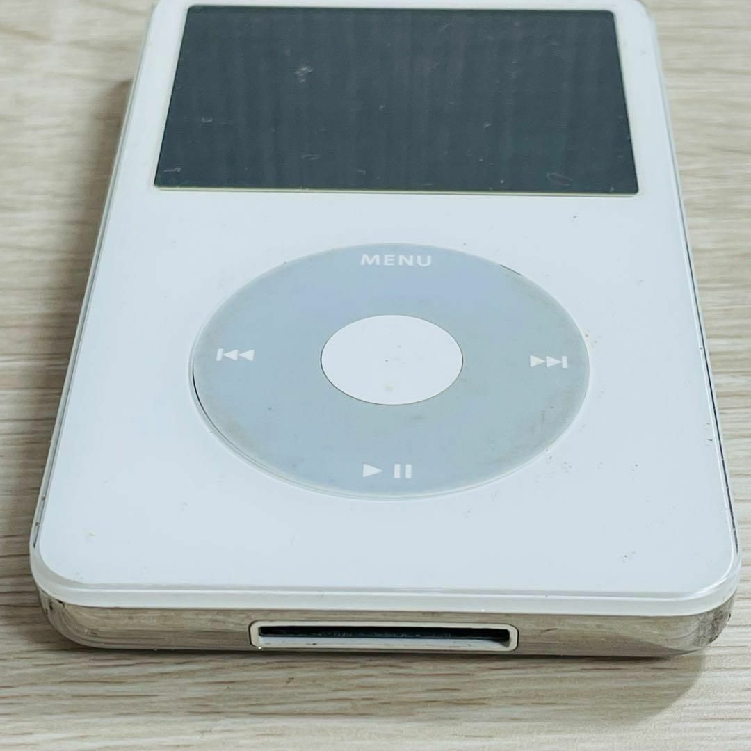 Apple iPod Classic 第5世代 30GB A1136 ケース付き Apple iPod Classic 第5世代 30GB A1136 ケース付き