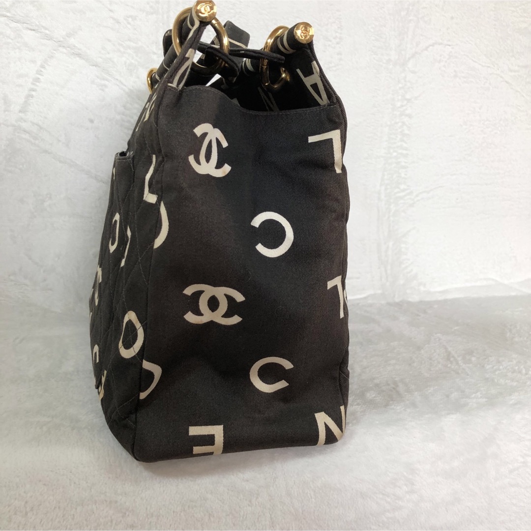CHANEL - CHANEL シャネル アイコン CC ココマーク トートバッグ CHANEL - CHANEL シャネル アイコン CC ココマーク トートバッグ