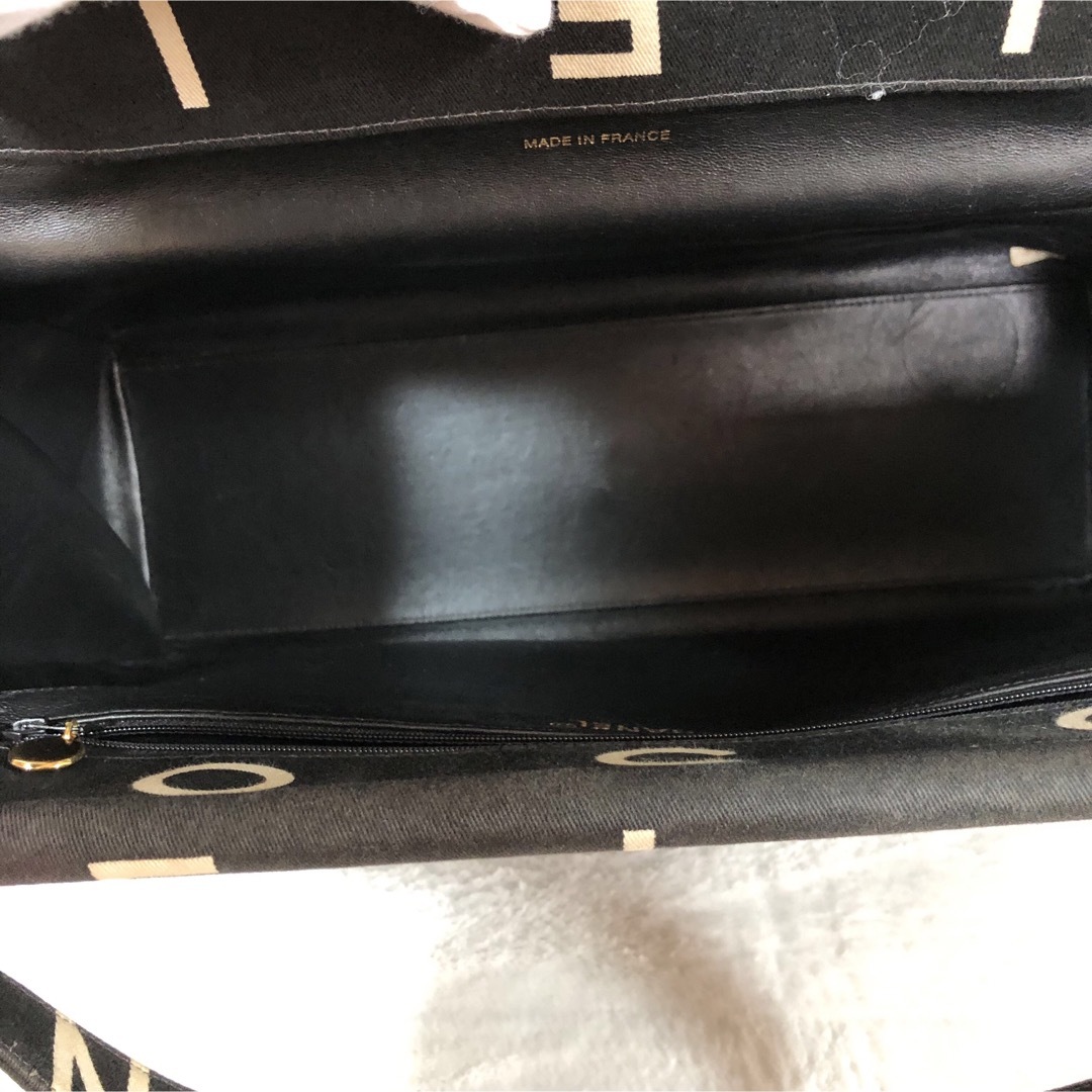 CHANEL - CHANEL シャネル アイコン CC ココマーク トートバッグ CHANEL - CHANEL シャネル アイコン CC ココマーク トートバッグ