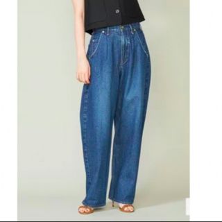 UNITED ARROWS - conte☆ upper hights タックデニムパンツ ☆さ UNITED ARROWS - conte☆ upper hights タックデニムパンツ ☆さ