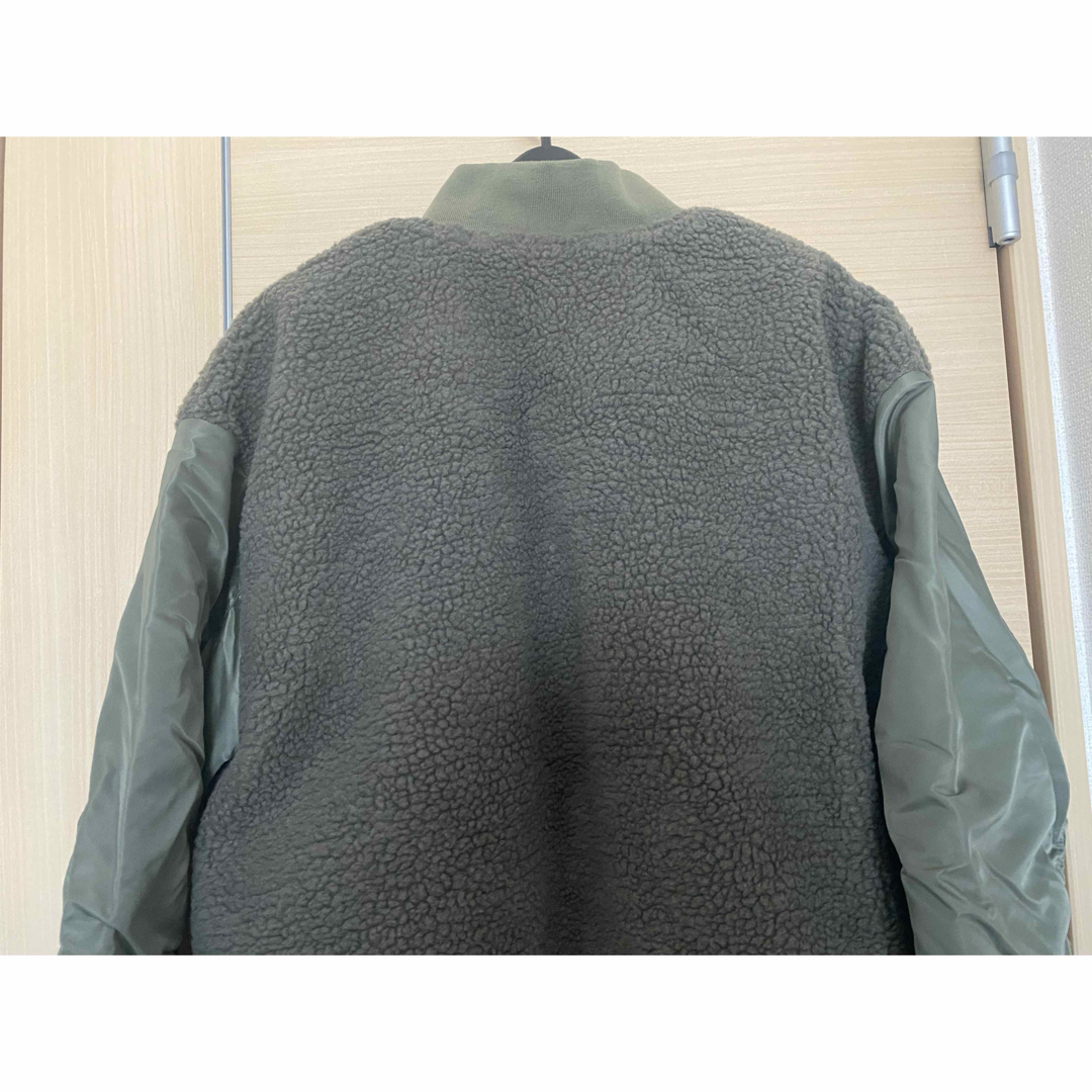 GU(ジーユー)のGU アウター レディースのジャケット/アウター(ダウンジャケット)の商品写真