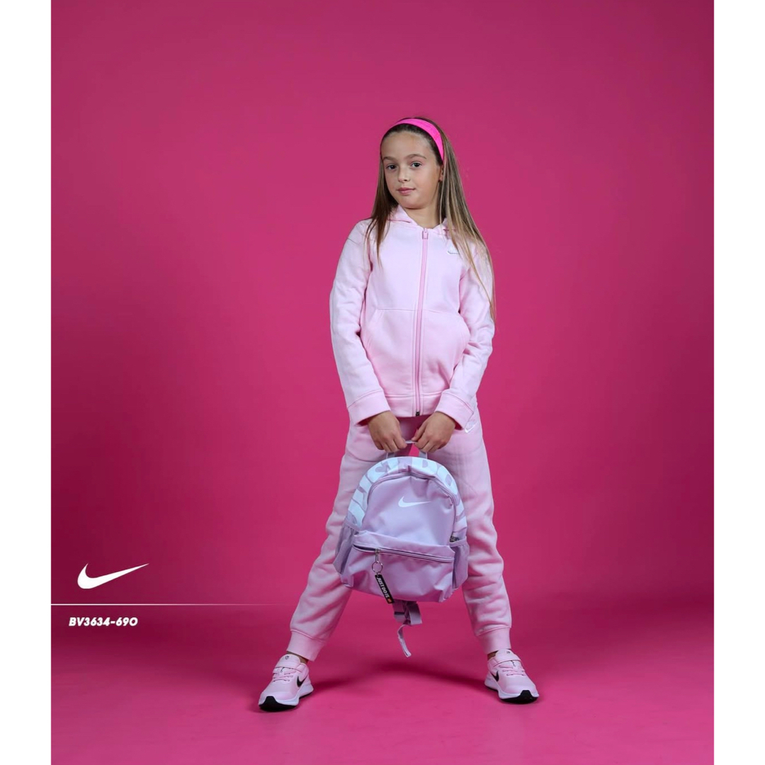 NIKE - 新品☆定価9900円☆NIKE☆上下セット☆セットアップ NIKE - 新品☆定価9900円☆NIKE☆上下セット☆セットアップ