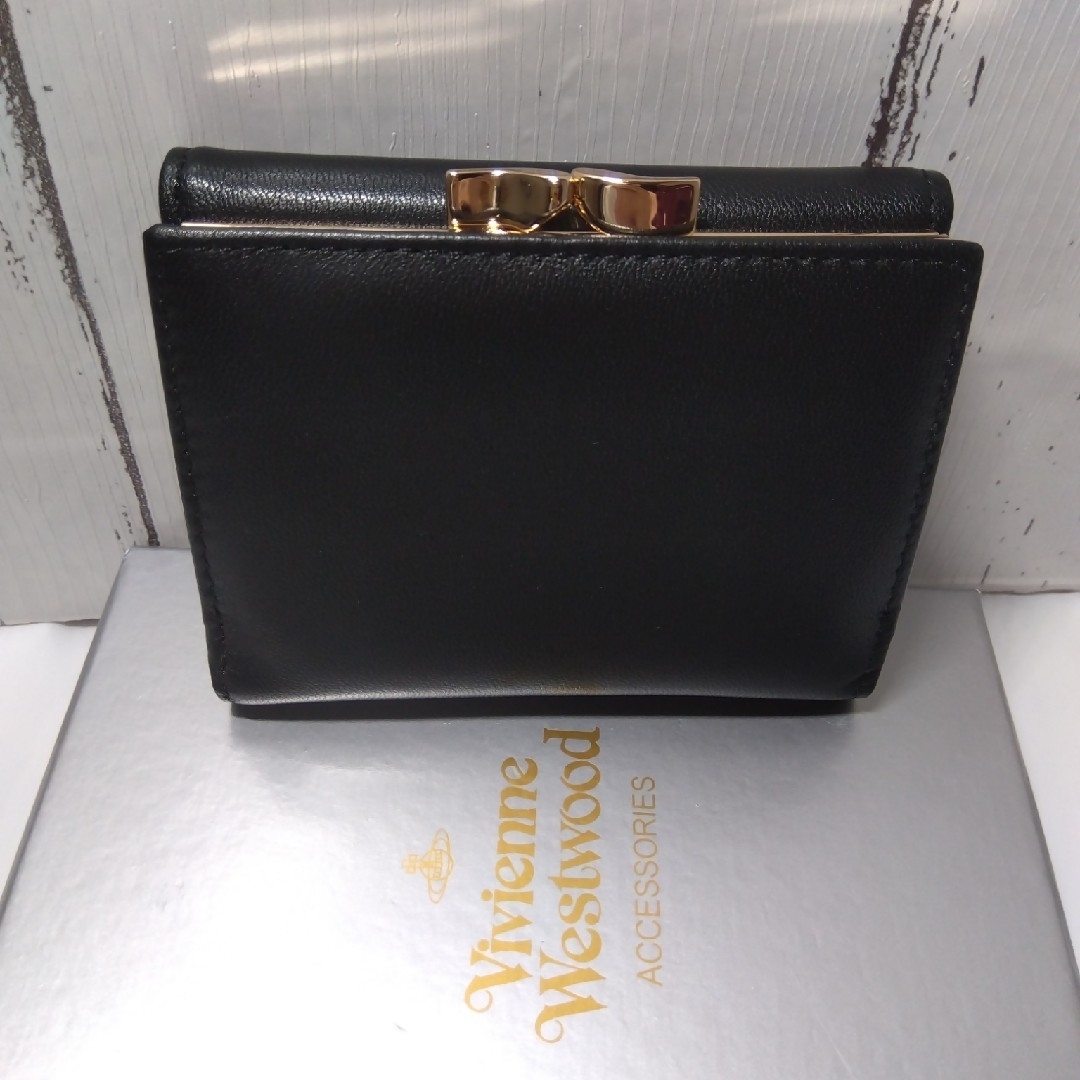 ショッパー付き】Vivienne Westwood 三つ折り財布 ブラック ショッパー付き】Vivienne Westwood 三つ折り財布 ブラック