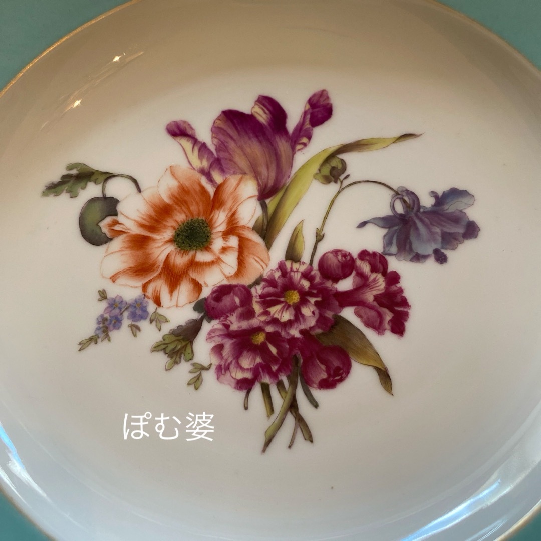 古マイセン】マルコリーニの花/色彩に深みと陰影のある花の 古マイセン】マルコリーニの花/色彩に深みと陰影のある花の