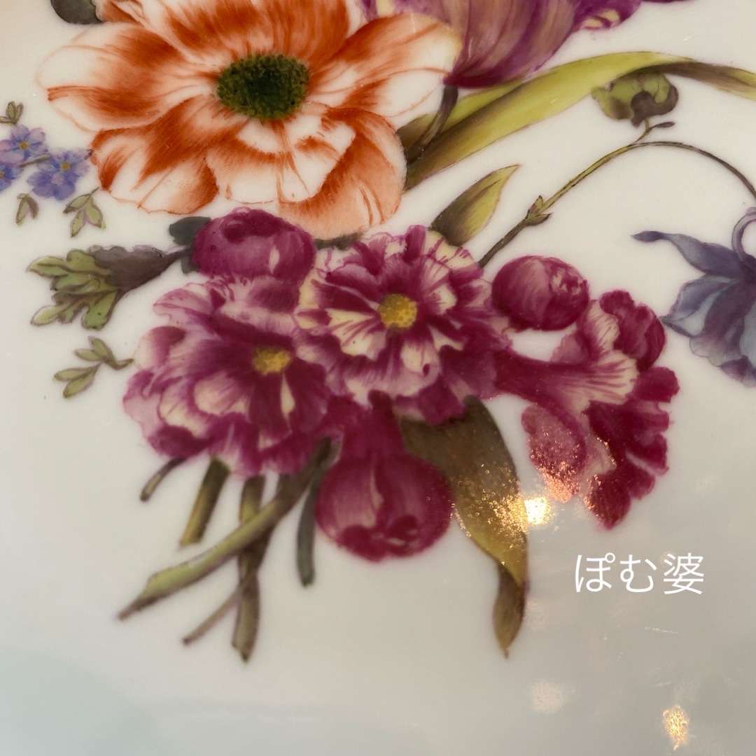 古マイセン】マルコリーニの花/色彩に深みと陰影のある花の 古マイセン】マルコリーニの花/色彩に深みと陰影のある花の