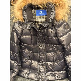 BLUE LABEL CRESTBRIDGE(ダウンジャケット)のフリマアイテム一覧 BLUE LABEL CRESTBRIDGE(ダウンジャケット)のフリマアイテム一覧