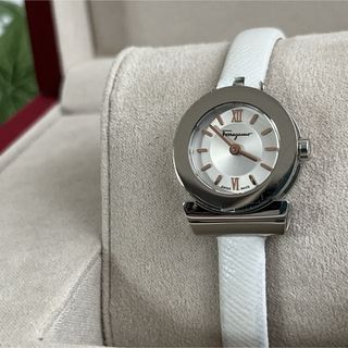 Salvatore Ferragamo(腕時計)のフリマアイテム一覧 Salvatore Ferragamo(腕時計)のフリマアイテム一覧