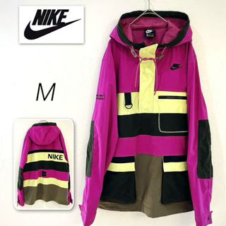 NIKE(マウンテンパーカー ・ パープル/紫色系)のフリマ NIKE(マウンテンパーカー ・ パープル/紫色系)のフリマ