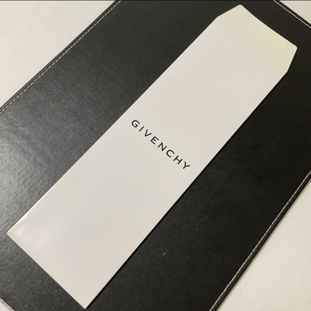 ジバンシー GIVENCHY ネクタイ 9cm幅 グレーベージュ 小紋柄 05 ジバンシー GIVENCHY ネクタイ 9cm幅 グレーベージュ 小紋柄 05