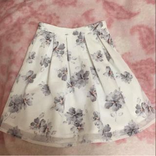 ミッシュマッシュ(MISCH MASCH)の美品♡ミッシュマッシュ 花柄フレアスカート(ひざ丈スカート)