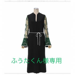 mame(ワンピース ・ グリーン・カーキ/緑色系)のフリマ mame(ワンピース ・ グリーン・カーキ/緑色系)のフリマ