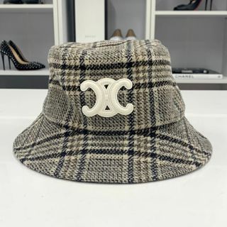 CELINE(帽子 ・ ブラウン/茶色系)のフリマアイテム一覧 CELINE(帽子 ・ ブラウン/茶色系)のフリマアイテム一覧