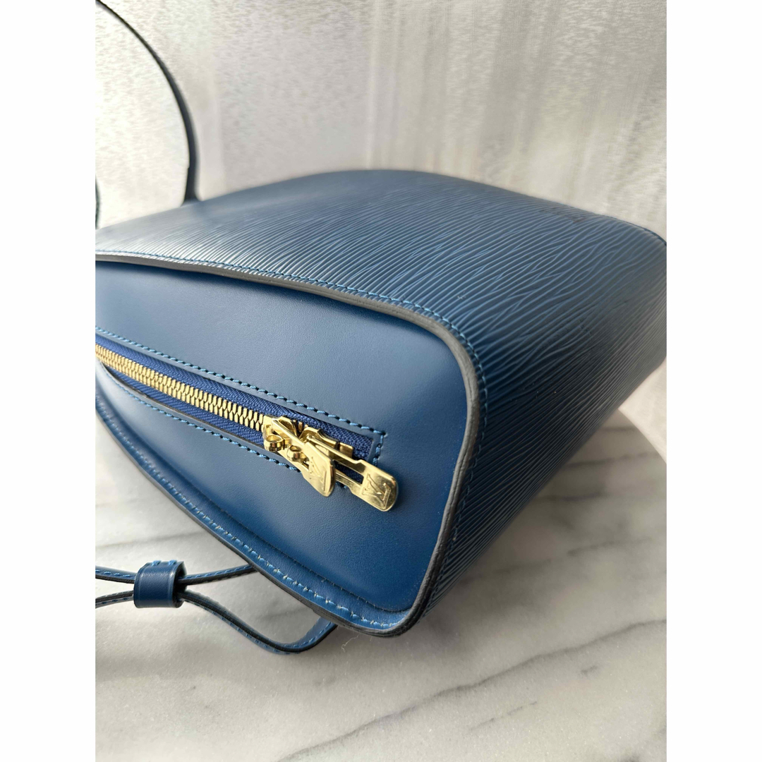 LOUIS VUITTON - 極美品 LOUIS VUITTON マピヨン バックパック LOUIS VUITTON - 極美品 LOUIS VUITTON マピヨン バックパック